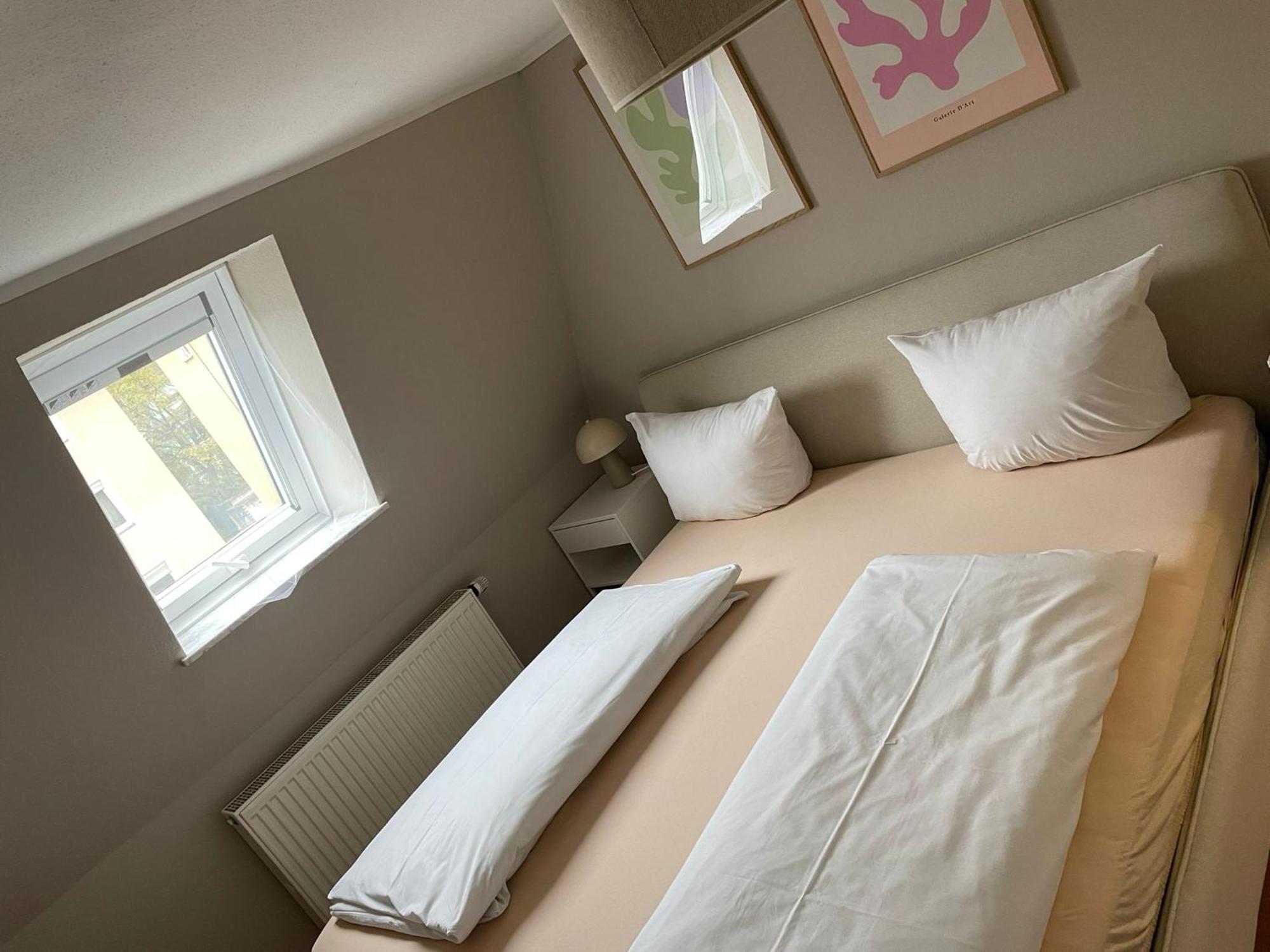 Homie Stay Schiestlstrasse - Moderne Dachgeschosswohnung Mit 2 Schlafzimmern Вюрцбург Экстерьер фото