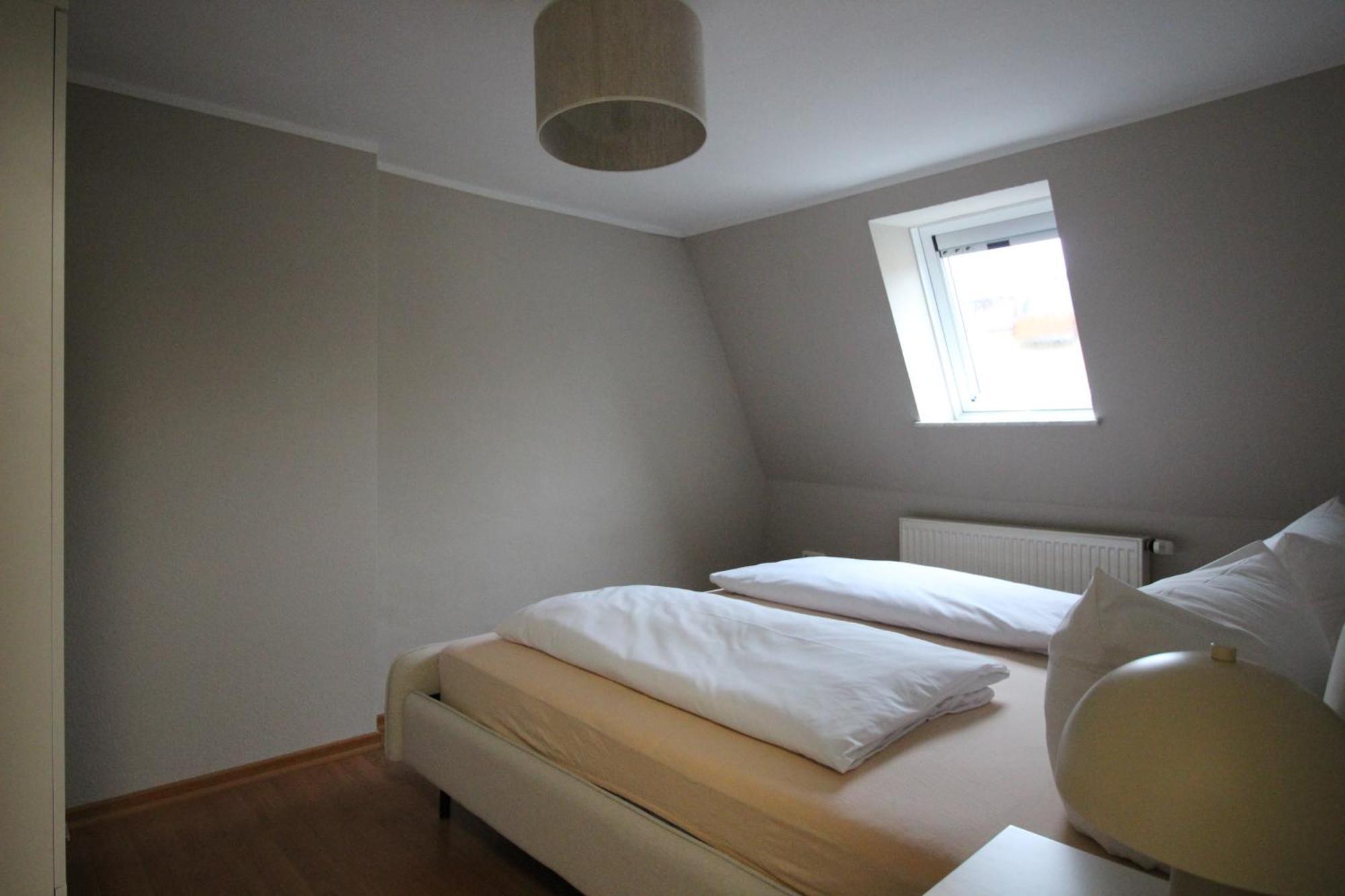 Homie Stay Schiestlstrasse - Moderne Dachgeschosswohnung Mit 2 Schlafzimmern Вюрцбург Экстерьер фото